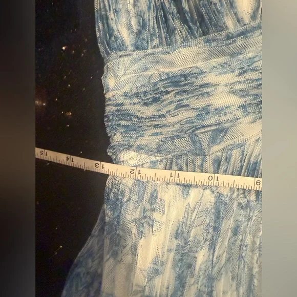 Hutch Corene Strapless Tulle A-Line Midi Dress in Blue & White Size 2 NWT - Picture 6 of 7